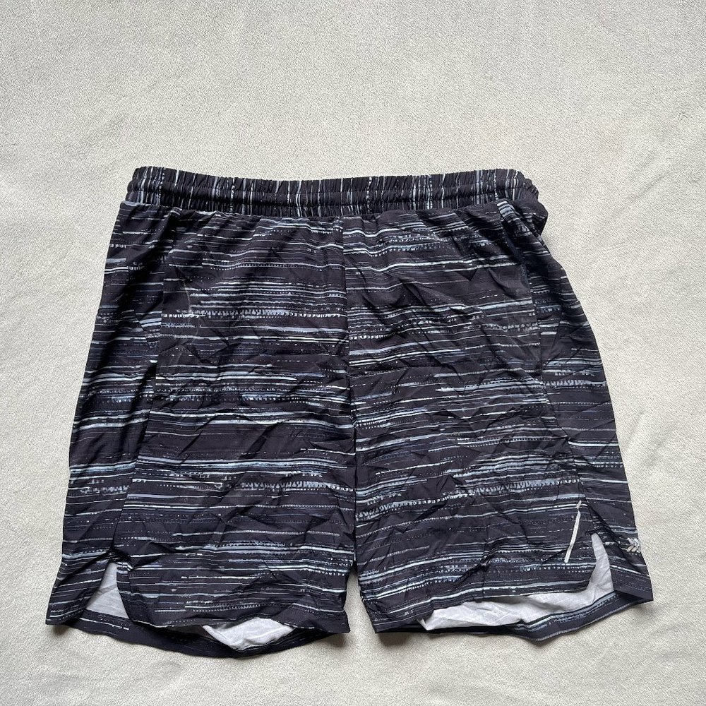 All in motion running men's shorts Medium